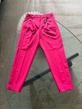 Express Hot Pink Tapered Dress Pants (NWT) Size 6 High Rise Ankle Fit